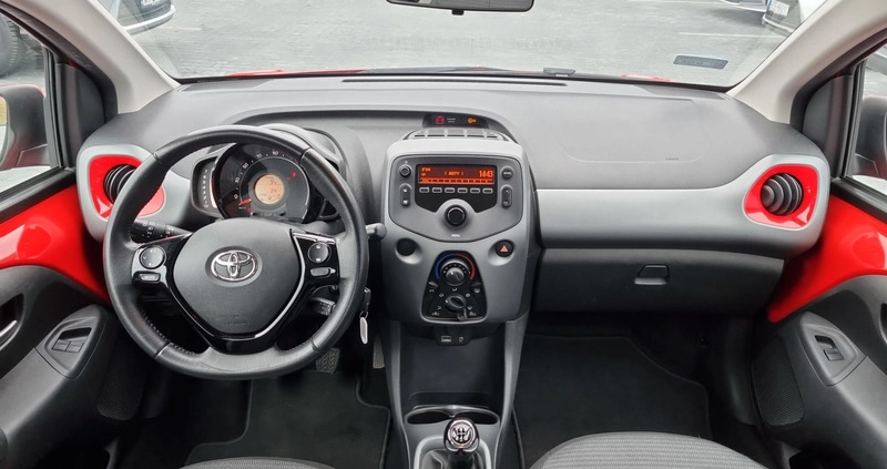Toyota Aygo cena 47900 przebieg: 60422, rok produkcji 2021 z Lewin Brzeski małe 379